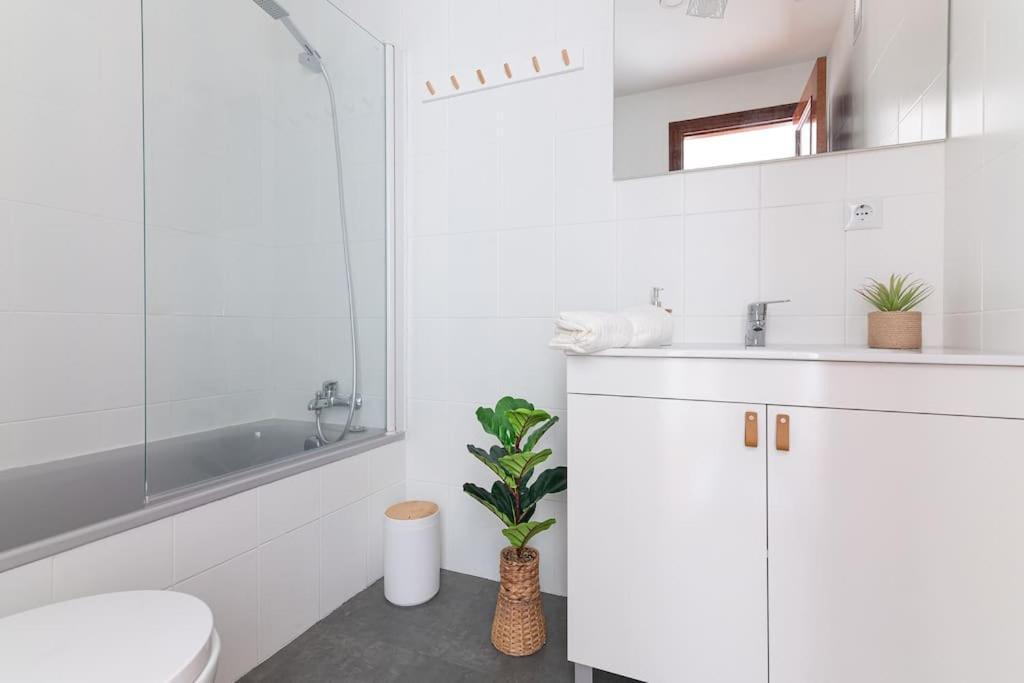 San Roman Apartment With Private Parking 산탄데르 외부 사진